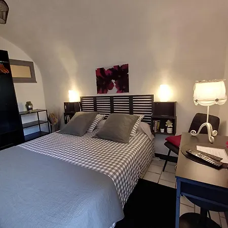 Maisonnette De Charme Bord Ardeche Lanas