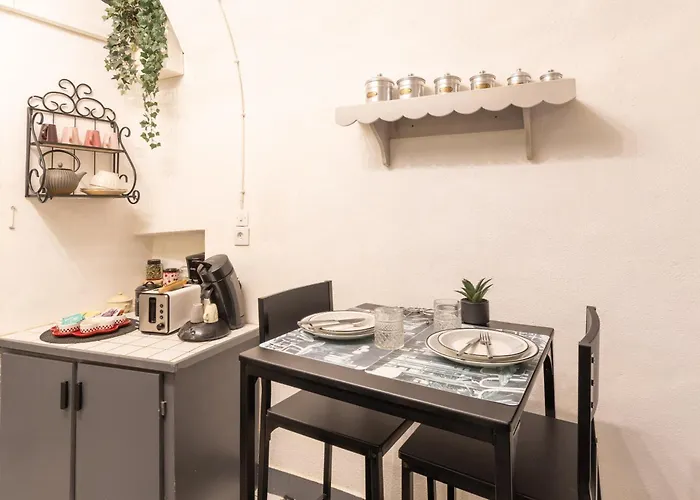 Maisonnette De Charme Bord Ardeche アパート Lanas