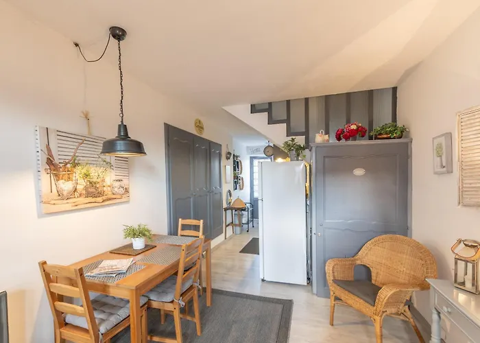 Maisonnette De Charme Bord Ardeche * Lanas