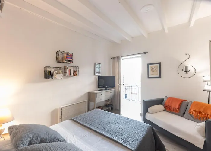Maisonnette De Charme Bord Ardeche Lanas