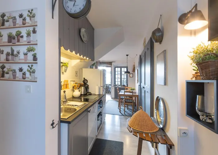 Maisonnette De Charme Bord Ardeche Lanas